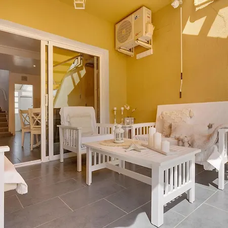 Moderno Triplex Sonneland *