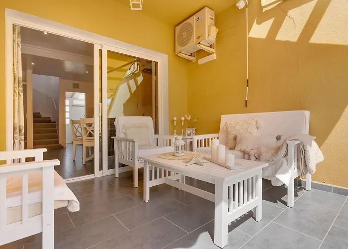 Moderno Triplex Sonneland *