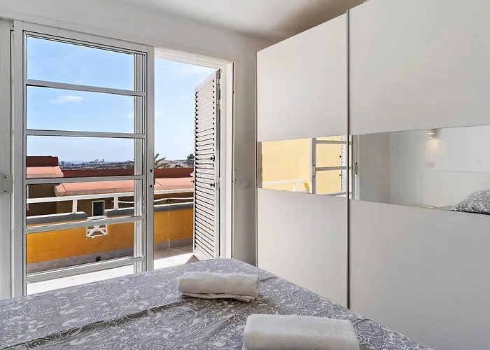 Moderno Triplex Sonneland Apartment *