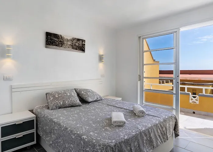 Moderno Triplex Sonneland Apartment *